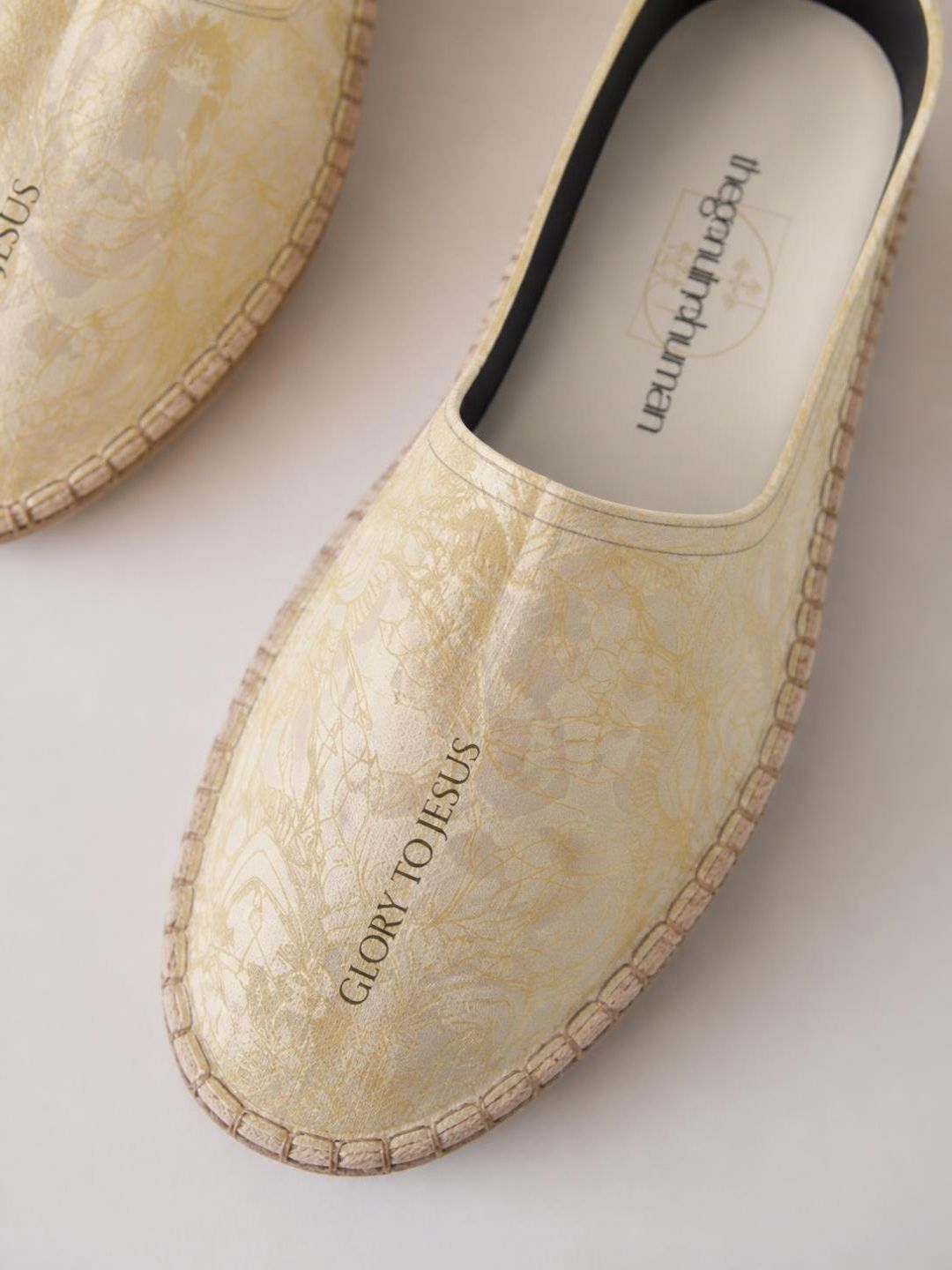 Glory to Jesus | Christian shoes with bible verses